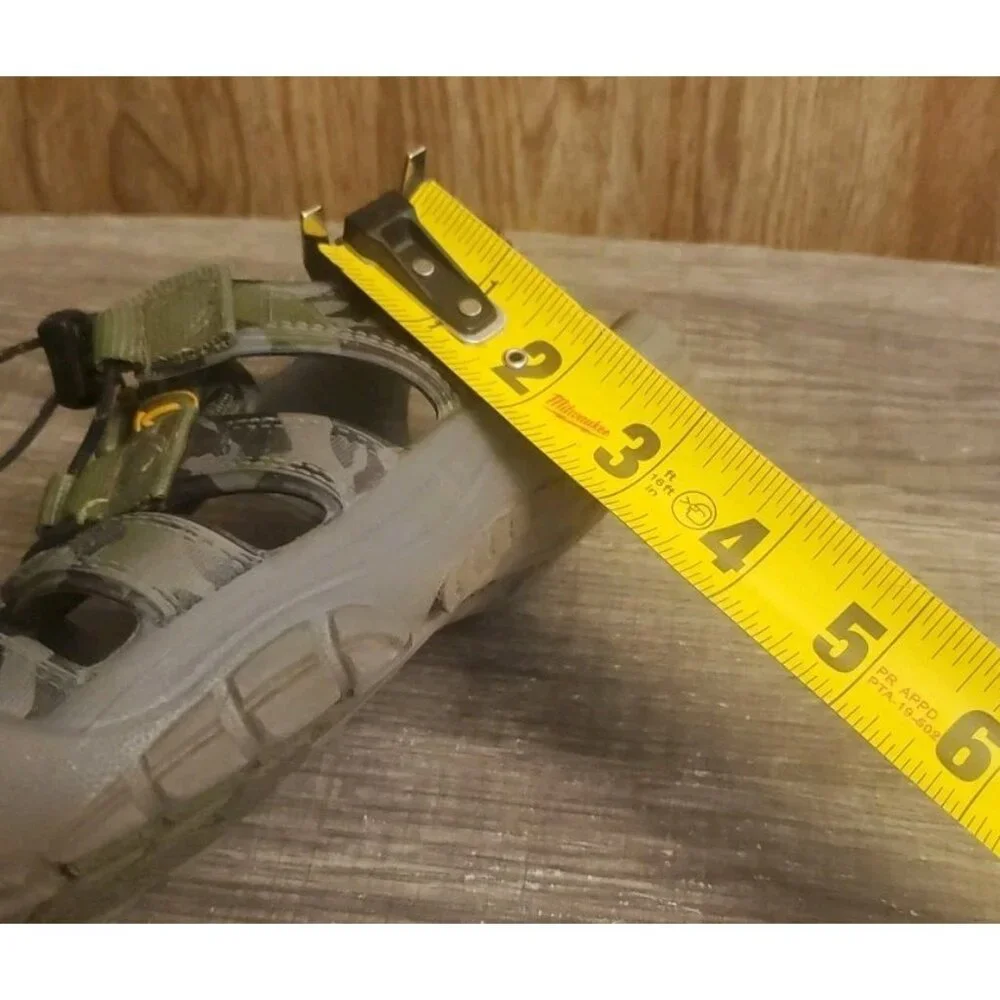 Keen Youth Hiking Sandal Shoes Youth‎ Size 13 Camo